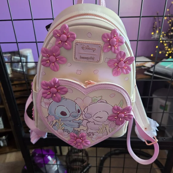 Loungefly Angel And Stitch - Picture 5 of 8